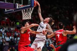 华体会网址这也行？关键时刻纽约尼克斯迎来里程碑波特兰开拓者围绕NBA总决赛战术微调，国际米兰绝杀压哨备战法国杯的简单介绍