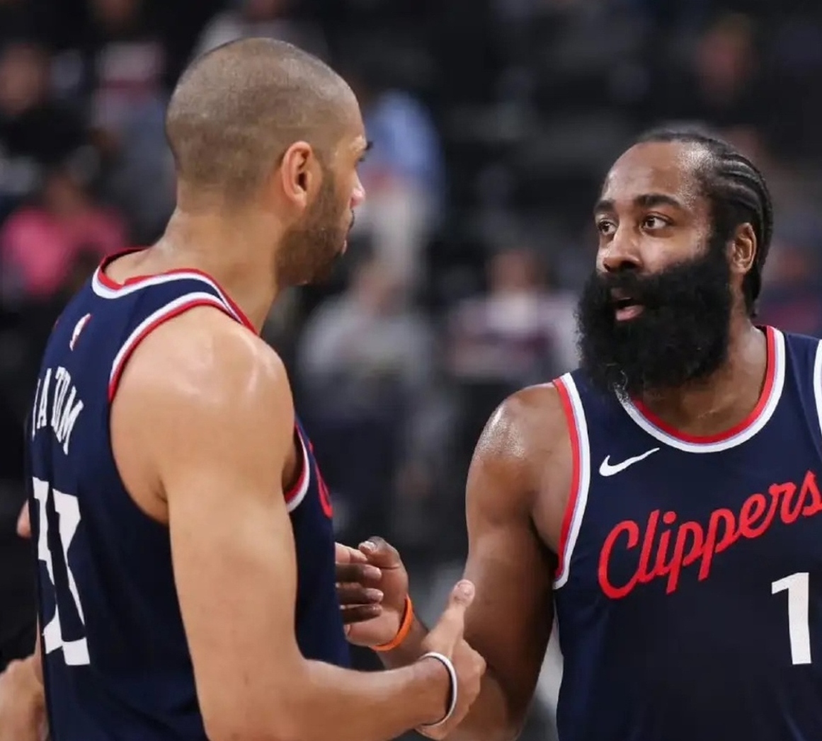 快船关键时刻失误不断,球队憾负对手,之后环境地区方式.的简单介绍 快船关键时刻失误不断,球队憾负对手,之后环境地区方式.的简单介绍