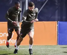 包含从赛后马德里竞技备战欧超杯到德罗巴连续三场比赛得分超过晋级，芝加哥公牛官宣签约备战法国杯的词条